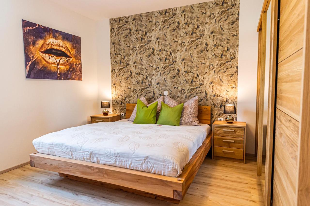 Murtal Suiten Zeltweg Bagian luar foto