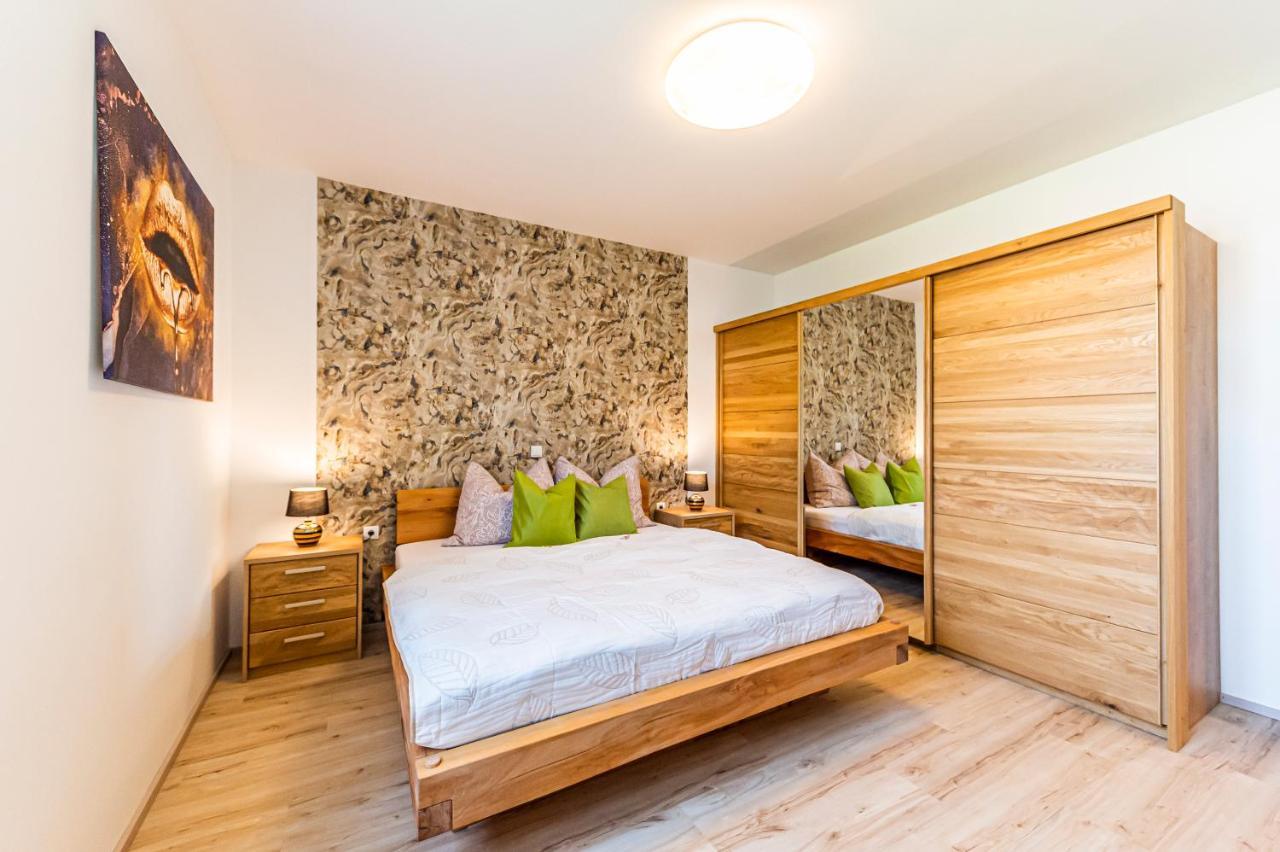 Murtal Suiten Zeltweg Bagian luar foto